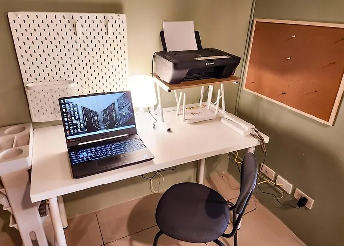 Artsy 110sqm 2br In Moa 200mbps Wifi Xbox Printer *