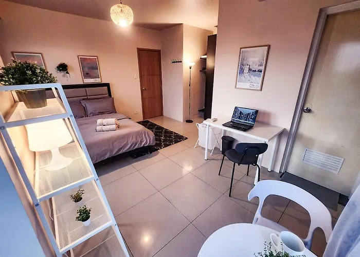 Artsy 110sqm 2br In Moa 200mbps Wifi Xbox Printer Apartment *