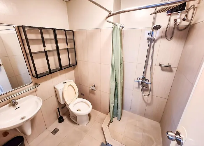 Artsy 110sqm 2br In Moa 200mbps Wifi Xbox Printer * Manila