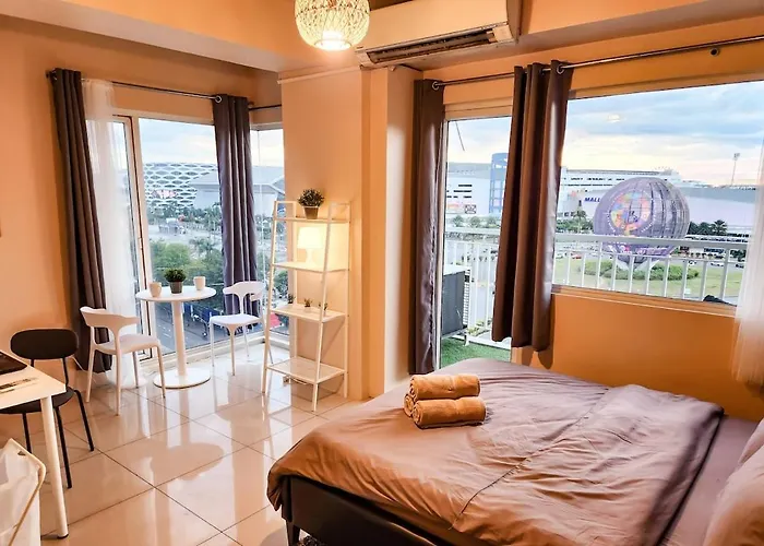 Artsy 110sqm 2br In Moa 200mbps Wifi Xbox Printer Manila